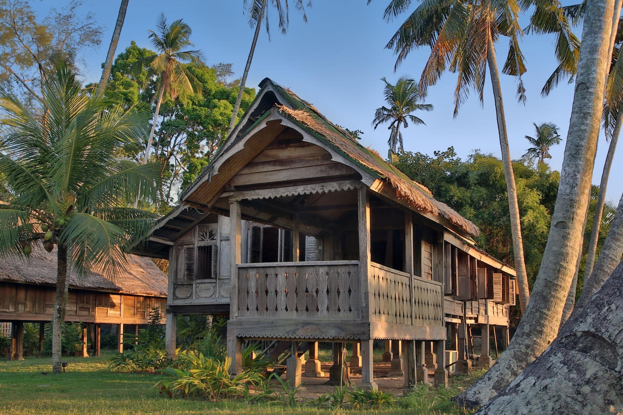 Bon Ton Antique Wooden Villas Pantai Cenang  Esterno foto